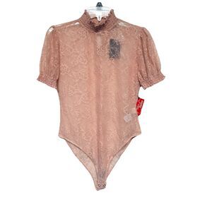 Forever 21 Dukes of Dallas Peach Short Sleeve Lace High Neck Bodysuit New Size L
